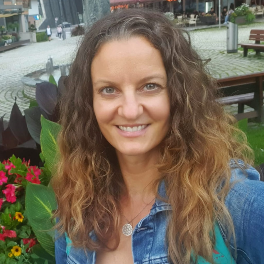 christine-ahlers-beziehungscoaching-energiearbeit-testimonial_circle_nicole_1